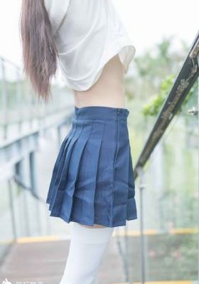 小婕子伦流澡到高潮电影
