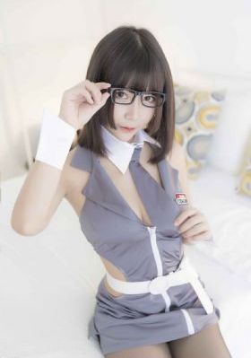 偷窥女教师